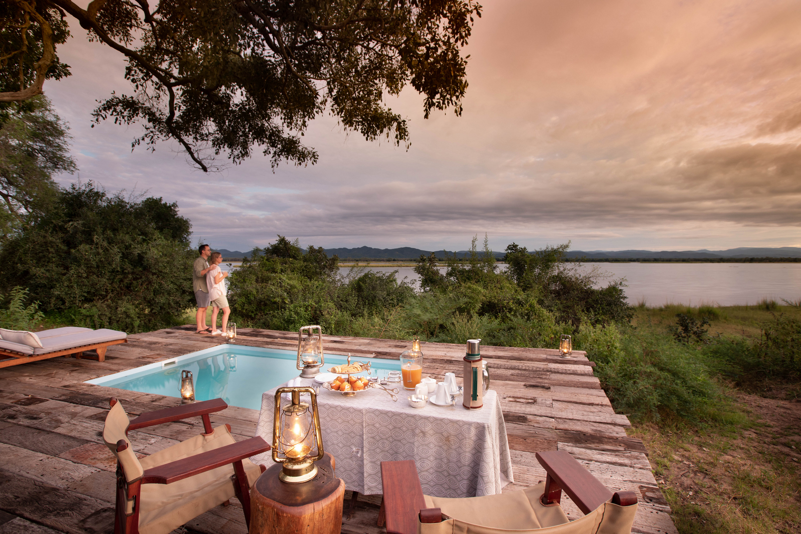 The Zanji Suite at Tembo Plains The Zanji Suite at Tembo Plains: Plunge Pool Ausblick