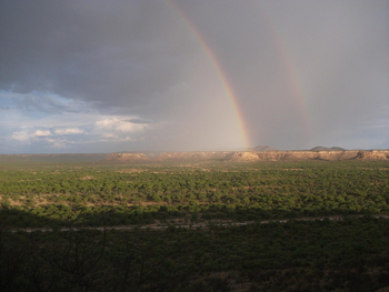Ugab Terrace Lodge: Regenbogen