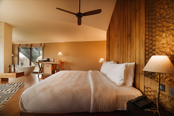 Warangi Ridge: Bett