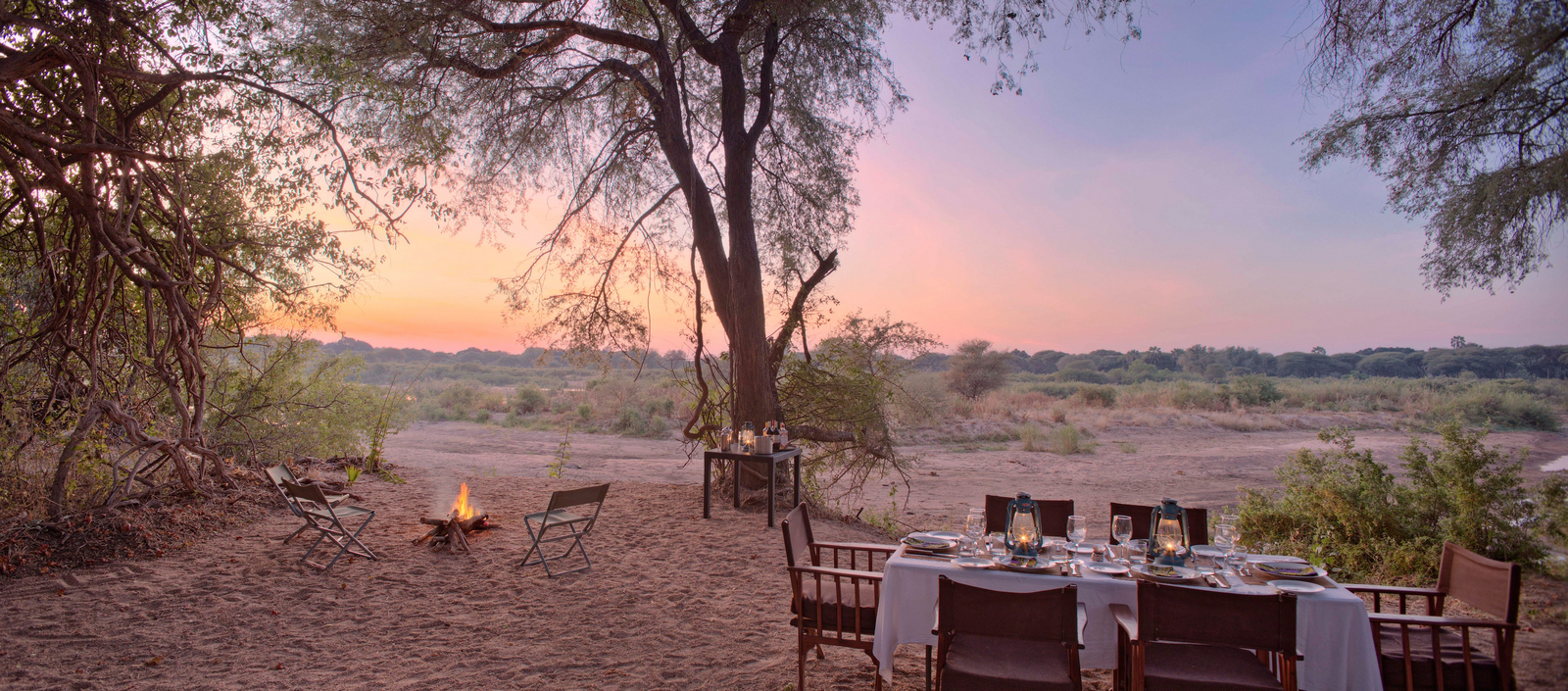 Kichaka Kidogo Fly Camp Kichaka Kidogo Fly Camp: Dinner im Freien