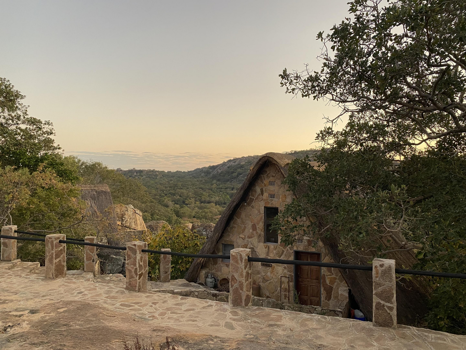 Big Cave Camp Big Cave Camp: Gästeunterkunft