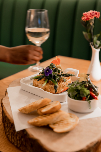 Hemingways Nairobi: Dinner