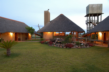 Frans Indongo Safari Lodge: Innenhof