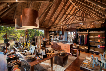 Nxabega Okavango Tented Camp: Souvenirshop