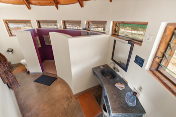 Tarangire Safari Lodge: Gästebad