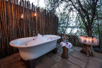 Tongabezi Tongabezi: Honeymoon House