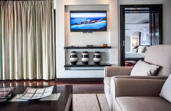 Anantara Bazaruto Island Resort: Lounge in der Villa