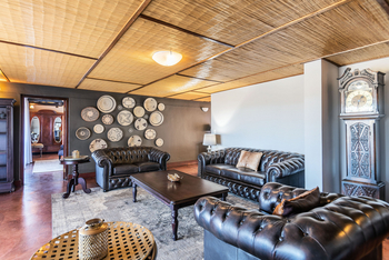 Epacha Game Lodge: Lounge