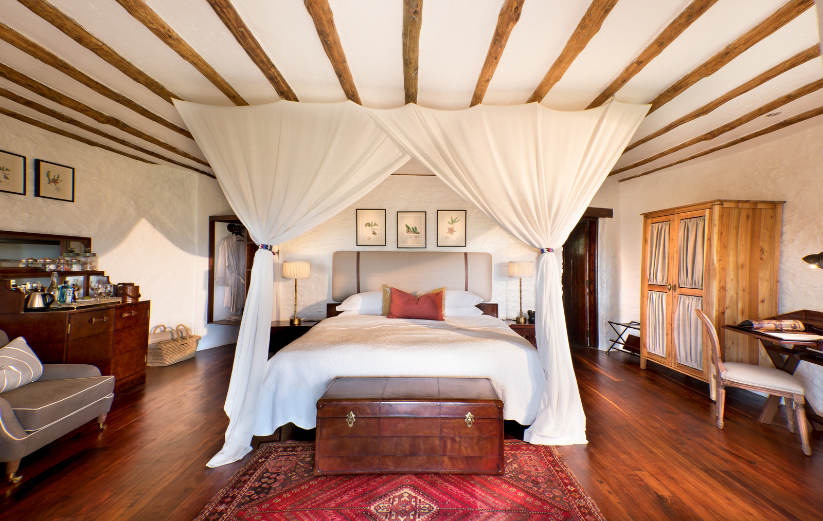 Klein's Camp Klein's Camp: Moskitonetz über dem Doppelbett