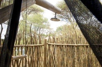 Kuro Tarangire Camp: Außendusche