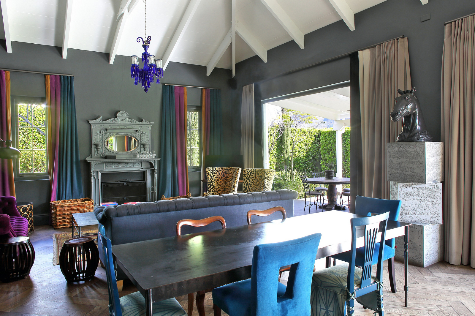 La Clé Village La Clé Village: Galerie - Lounge und Esstisch