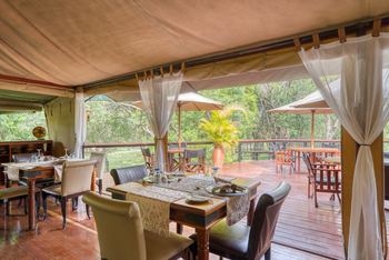 Olare Mara Kempinski: Restaurant mit Außenbereich