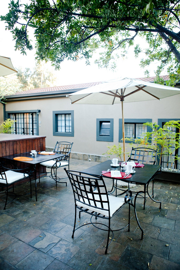 Olive Grove Guesthouse: Restaurant