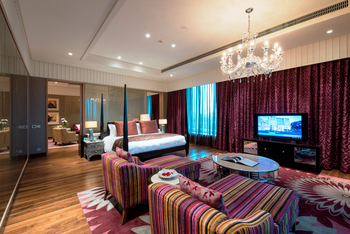 Taj Santacruz, Mumbai: Grand Luxury Suite