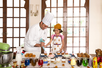 The Oberoi Vanyavilas Wildlife Resort The Oberoi Vanyavilas Wildlife Resort: Koch und Kind