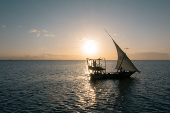 Xanadu Villas: Sunset Cruise