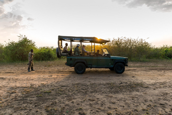 Honey Bear Bushcamp: Game Drive Vehicle