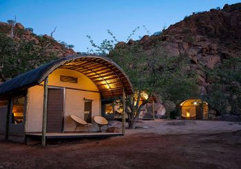 Camp Isa: Gästezelt