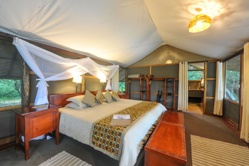 Ishasha Wilderness Camp: Doppelbett