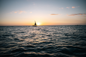 Azura Marlin Beach: Segelboot