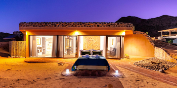 Barkhan Dune Retreat: Bett unter den Sternen