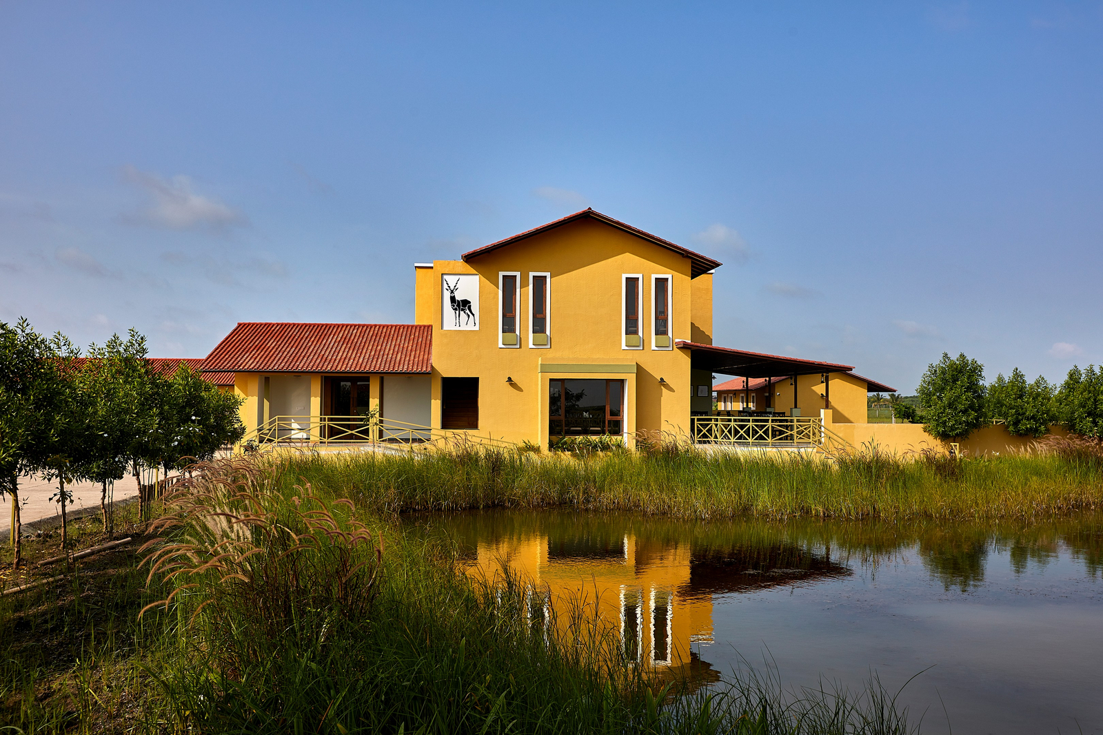Blackbuck Safari Lodge Blackbuck Safari Lodge: Hauptgebäude mit Vordach