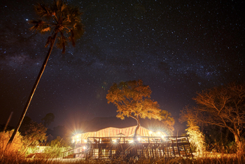 Mbali Mbali Katavi Camp: Nachthimmel über dem Camp