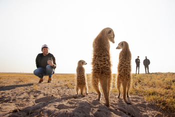 Camp Kalahari Camp Kalahari: Begegnung mit Erdmännchen