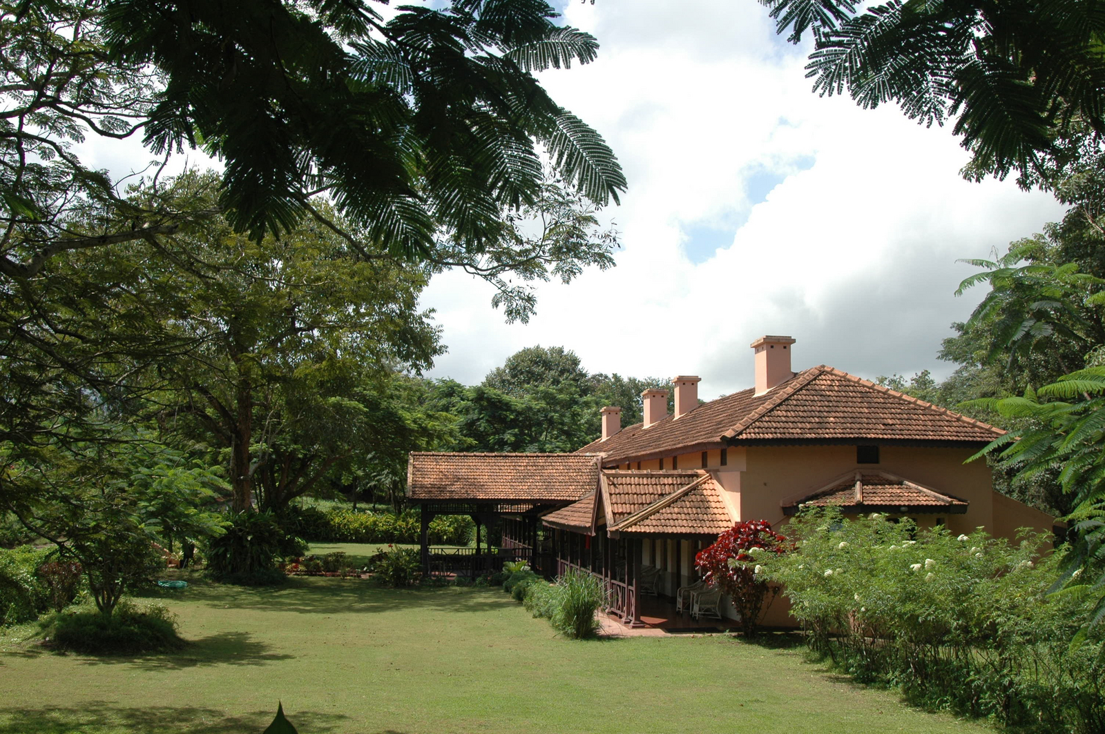 Kabini River Lodge Kabini River Lodge: Hauptgebäude