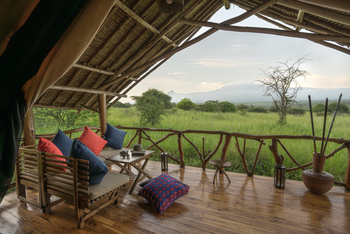 Elerai Camp: Private Terasse mit Sitzmöglichkeit