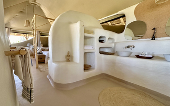 Moela Safari Lodge Moela Safari Lodge: Luxury Suite - Gästebad