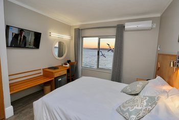 Lüderitz Nest Hotel: Comfort- und Deluxe Room