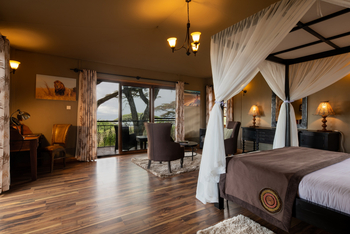 Ngorongoro Lion's Paw: Honeymoon Suite