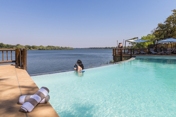 David Livingstone Safari Lodge: Infinity Pool