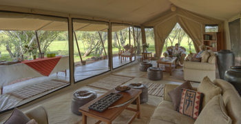Encounter Mara Camp: Lounge