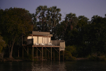 Victoria Falls River Lodge Victoria Falls River Lodge: Island Treehouse