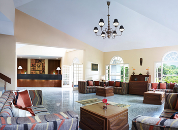 Gir Serai Hotel: Lobby