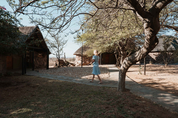 Kalahari Bushbreaks: Zuweg