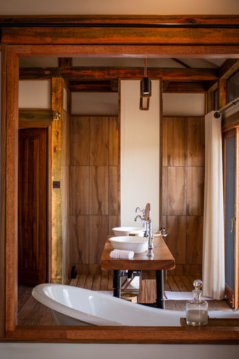 Kwara Camp Kwara Camp: Gästezelt Bad