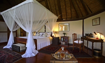 Saruni Mara Camp: Literary Room