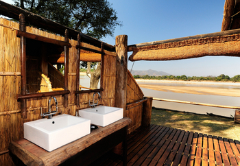 Chamilandu Bushcamp: Waschtisch