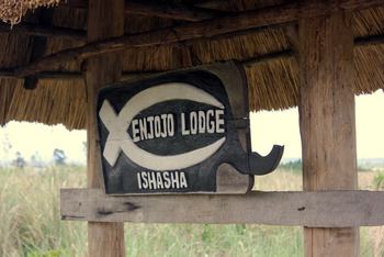 Enjojo Lodge: Sign Post