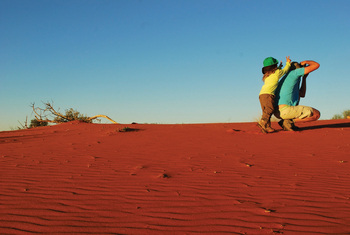 Kalahari Anib Lodge: Landschaft