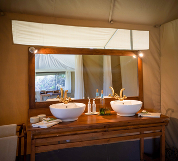 Kicheche Mara Camp: Doppelwaschtisch