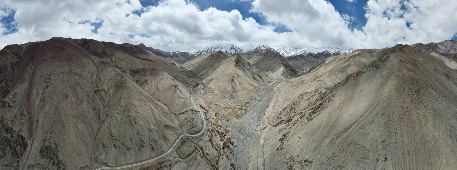 Rumbak Lodge Rumbak Lodge: Bergpanorama