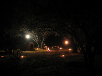 Khama Rhino Sanctuary Khama Rhino Sanctuary: Nacht im Camp