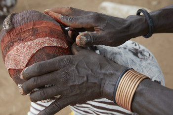 Lale's Camp: Stammeskultur - Kara