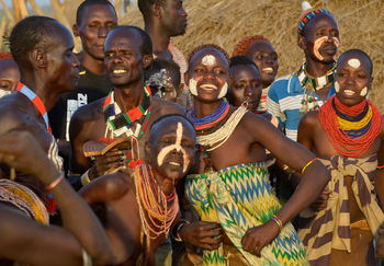 Lale's Camp: Stammeskultur - Kara