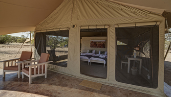 Malansrus Tented Camp Malansrus Tented Camp: Unter dem Vordach