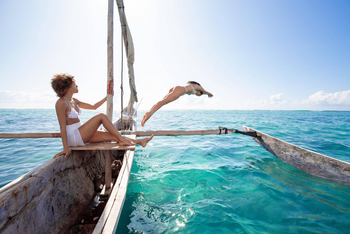 Alfajiri Villas Alfajiri Villas: Kopfsprung vom Segelboot